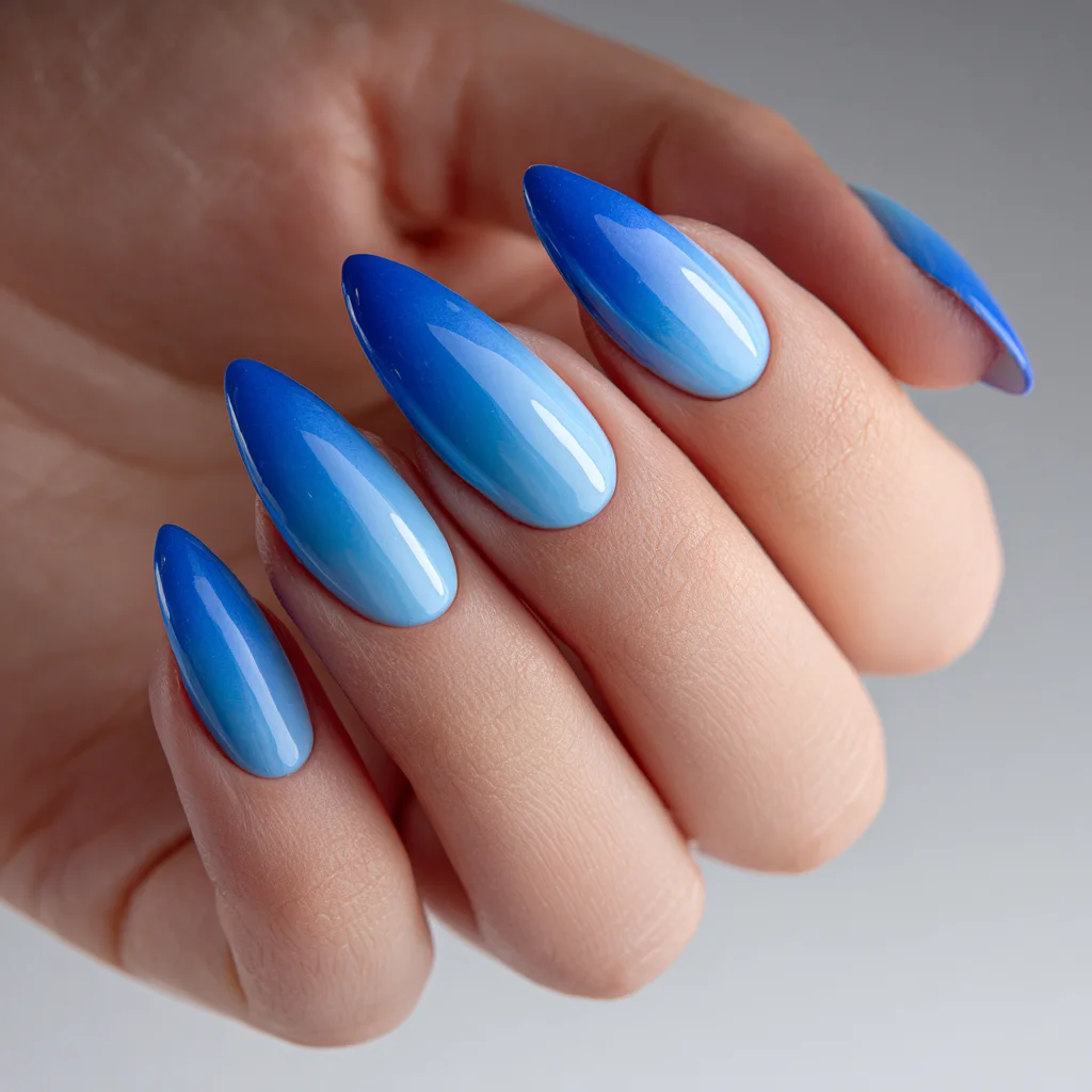 Blue Nails c Blue Nails